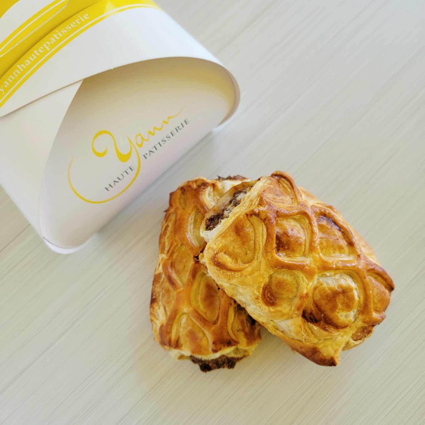 SAUSAGE ROLLS