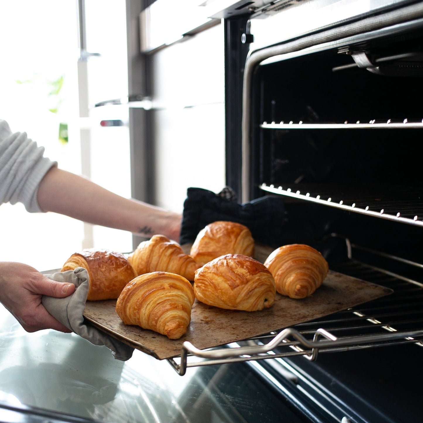 The yellow house in the prairies by Relais Desserts pastry chef Yann Blanchard for authentic French desserts at Yann Haute Patisserie your bakery for the best cakes, macarons, croissants, breads and more! At 329, 23rd Ave SW in Calgary, Alberta!The yellow house in the prairies by Relais Desserts pastry chef Yann Blanchard for authentic French desserts at Yann Haute Patisserie your bakery for the best cakes, macarons, croissants, breads and more! At 329, 23rd Ave SW in Calgary, Alberta!