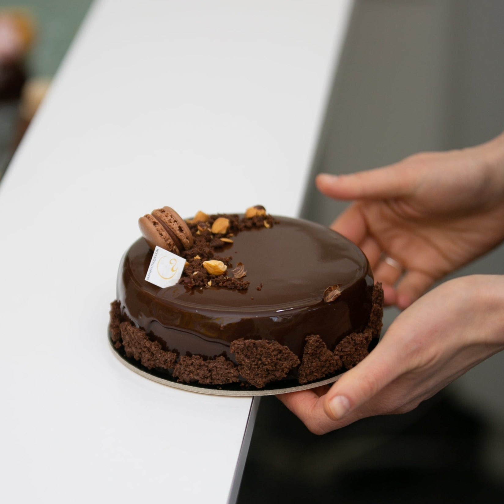 Chocolate cake - Yann Haute Patisserie, authentic French bakery for the best desserts, cakes, croissants and macarons in this happy yellow house pastry shop. 
