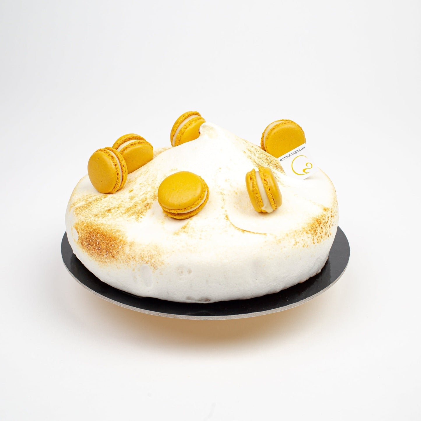 Gluten free lemon tart - Yann Haute Patisserie, authentic French bakery for the best desserts, cakes, croissants and macarons in this happy yellow house pastry shop. 